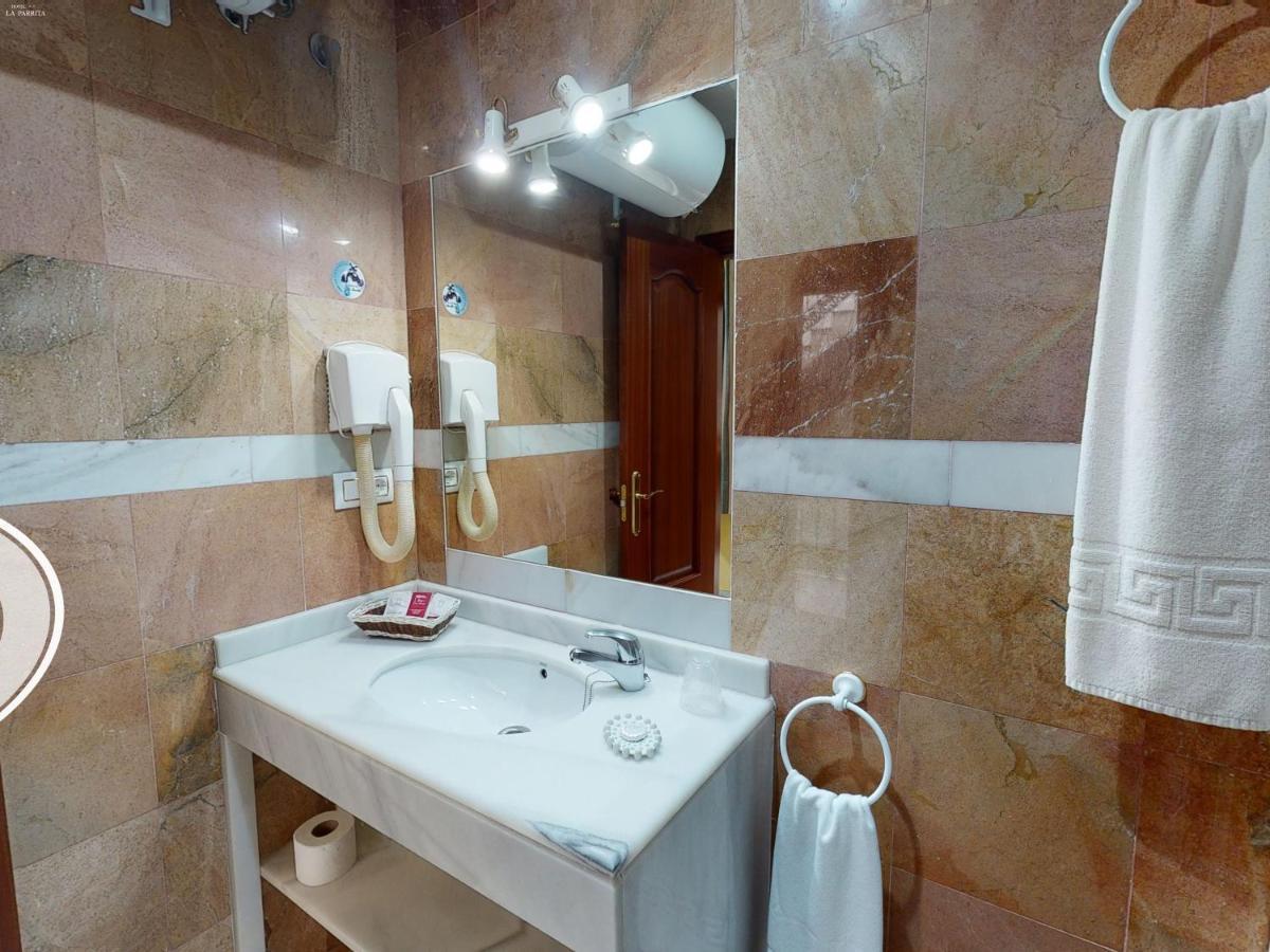 Hotel La Parrita Rota Zewnętrze zdjęcie